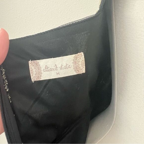 Altard State Elegant Black and Gold Embroidered Dress M - Picture 5 of 7